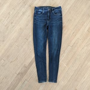 American Eagles Outfitters Jeans